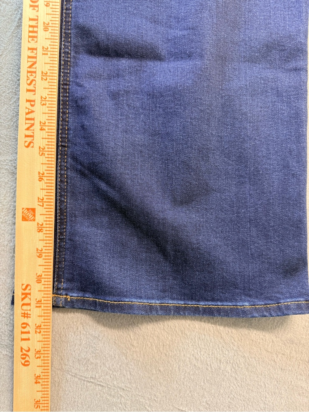 Universal Thread - Wide-Leg Dark Blue Women’s Jeans - Picture 6 of 11